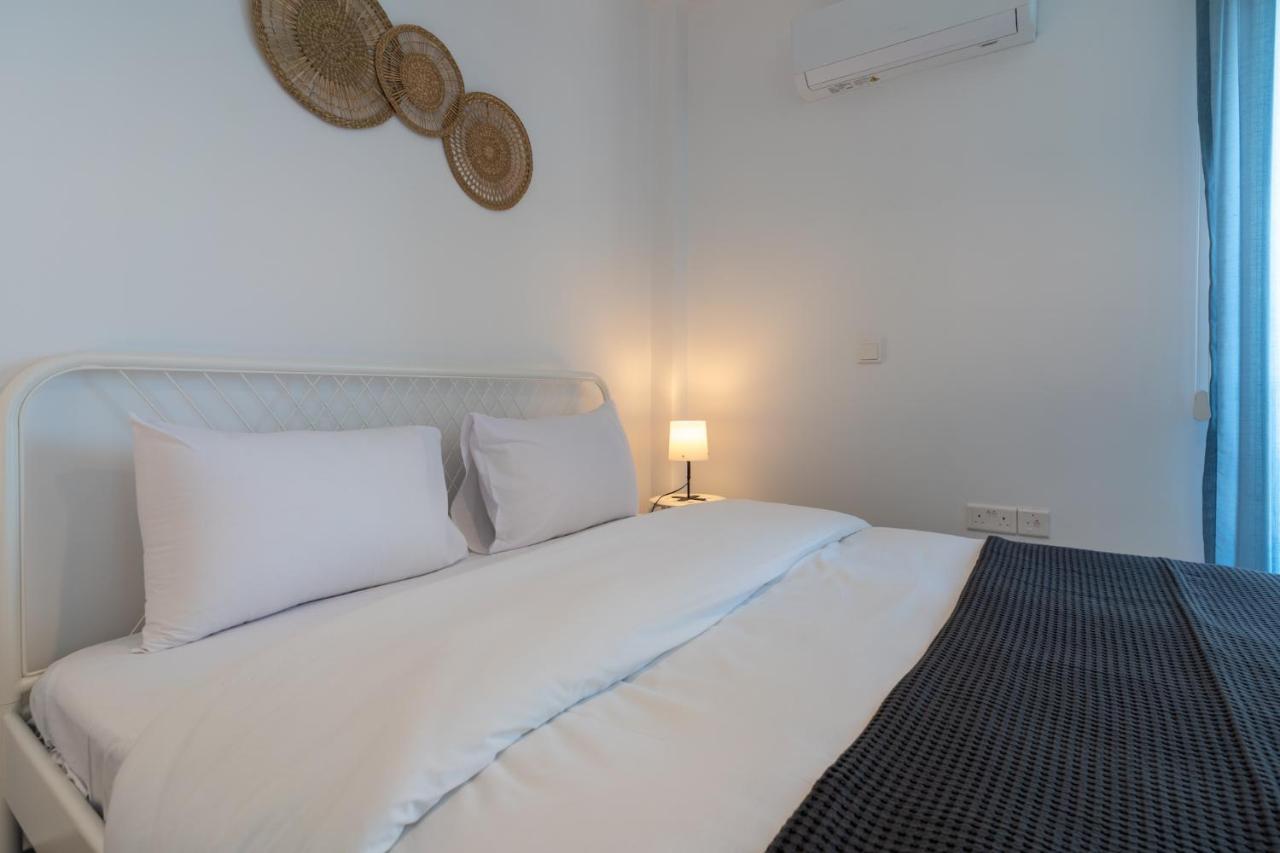 Odyssey - Captivating 2-Bedroom Retreat In ลาร์นาคา ภายนอก รูปภาพ