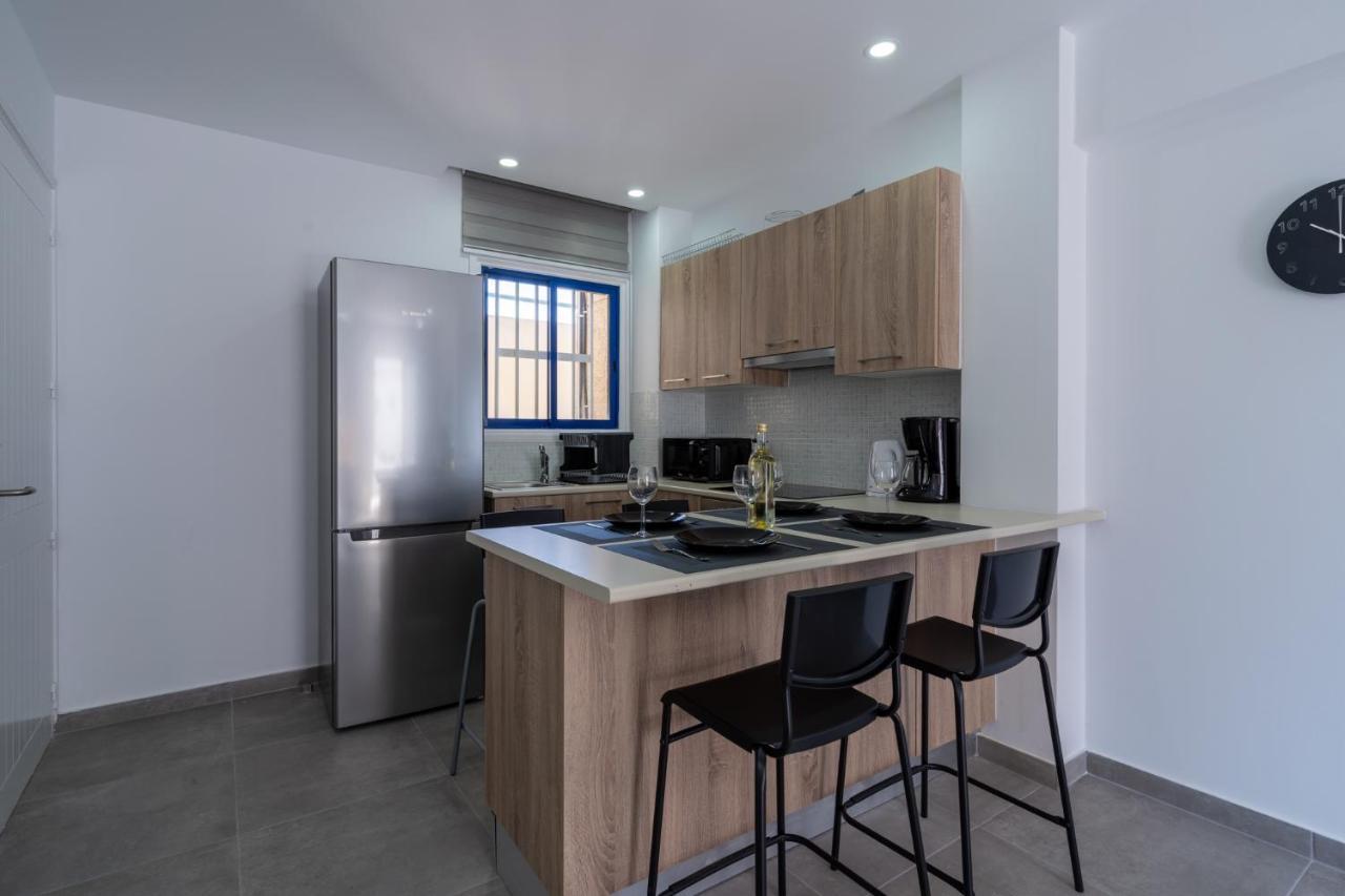 Odyssey - Captivating 2-Bedroom Retreat In ลาร์นาคา ภายนอก รูปภาพ